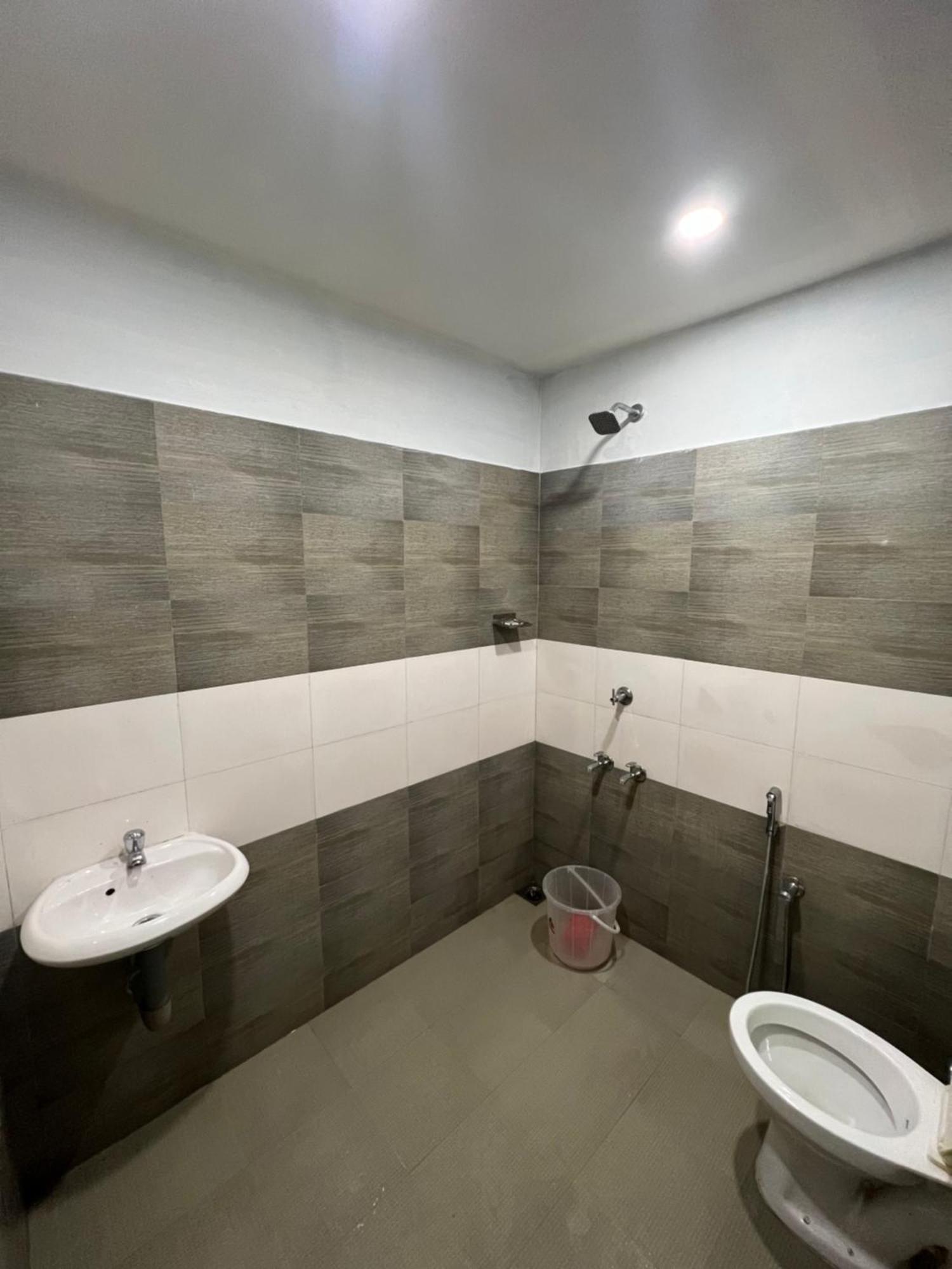 Heres Haut Residency Kochi المظهر الخارجي الصورة