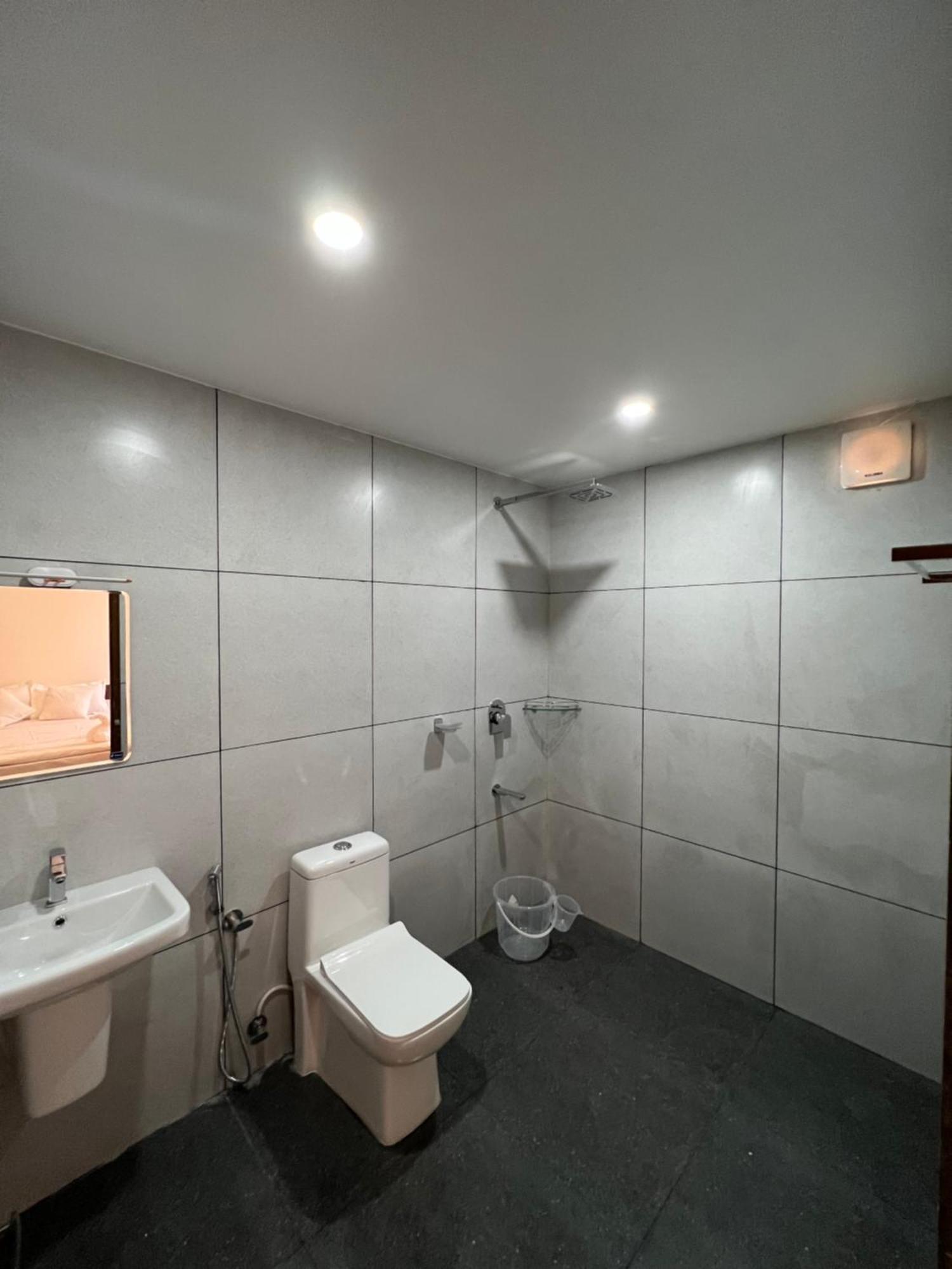 Heres Haut Residency Kochi المظهر الخارجي الصورة